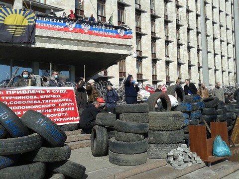 Продержаться 28 часов: Донецк в ожидании референдума