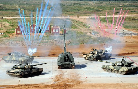 Русские танки начинают мировой биатлон. Победят ли они в нем?
