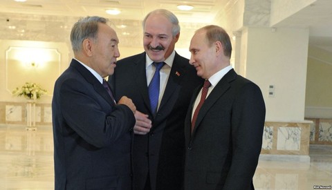 «Тройка» лидеров: Чего ожидать от минского саммита? 
