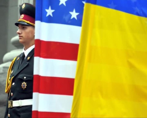 «Мирные» учения НАТО на Украине