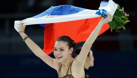 Российская фигуристка Аделина Сотникова - чемпион Олимпийских игр-2014 в Сочи