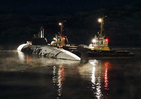 Атомная подводная лодка "Кузбасс" после ремонта торжественно передана Тихоокеанскому флоту