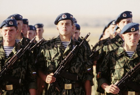 К российской армии с верой, надеждой и гордостью