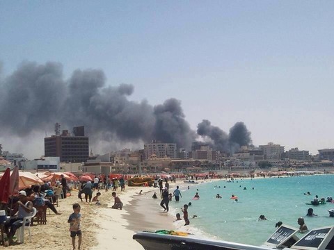 Иностранных туристов начали эвакуировать из Египта