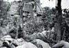 Экипаж именного советского танка Т-34-76 «Маршал Чойбалсан» из танковой колонны «Революционная Монголия» и десант на отдыхе. Курская дуга, 1943 год.