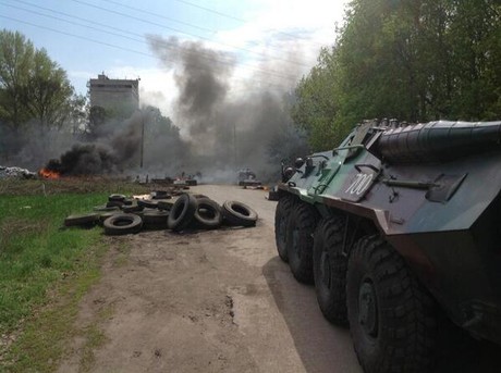 В районе Комбикормового завода идет бой, национальная гвардия Украины прорывается в город © www.teh-nomad.livejournal.com