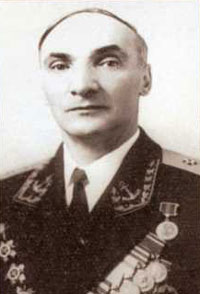 Вице-адмирал Юрий Васильевич Иванов.